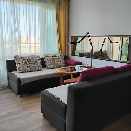 Miramar Apartman *
